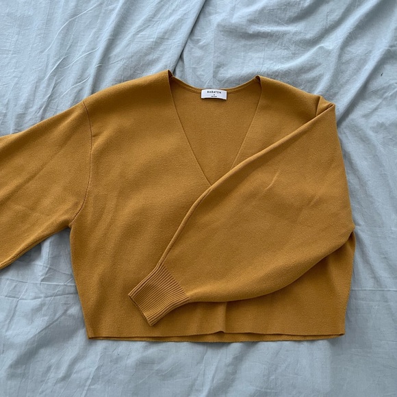 Aritzia Babaton Balloon sleeve mustard sweater S - Picture 2 of 9